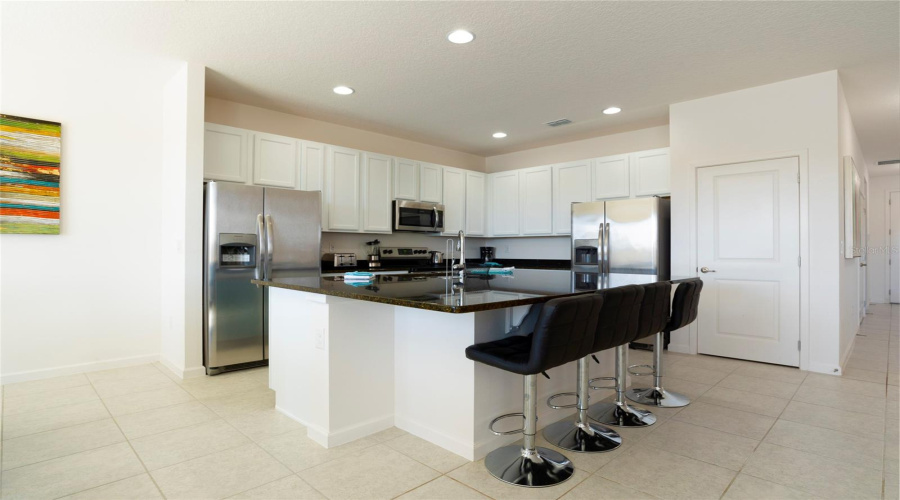 Kissimmee, Florida 34746, 8 Bedroom Bedrooms, ,5 Bathroombathrooms,Residential,For Sale,Monado,0,Mfro6436095