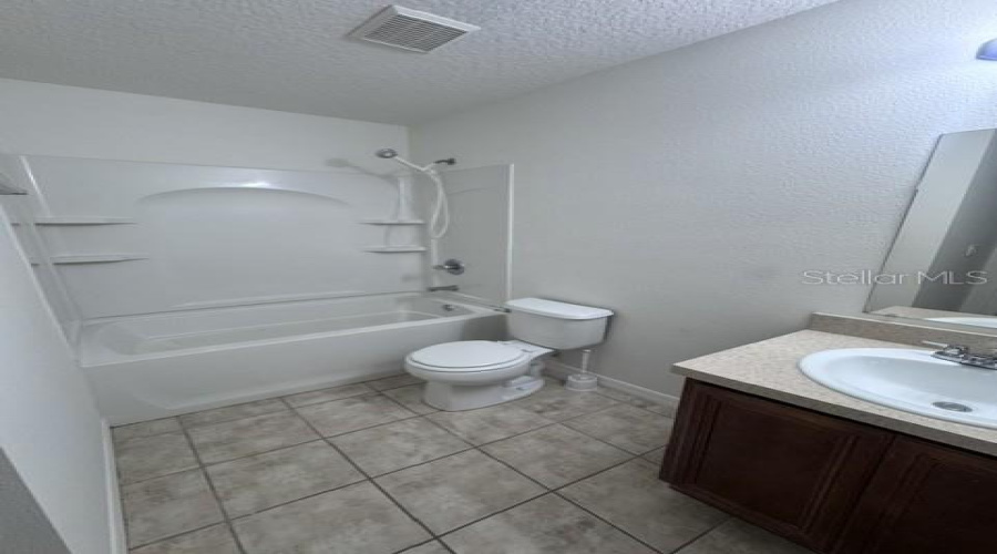 Kissimmee, Florida 34746, 3 Bedroom Bedrooms, ,3 Bathroombathrooms,Residential,For Sale,Paradise Cay,0,Mfro6441193