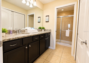 KISSIMMEE, Florida 34747, 5 Bedroom Bedrooms, ,4 BathroomBathrooms,Residential,For Sale,MAJORCA,0,MFRS5160332