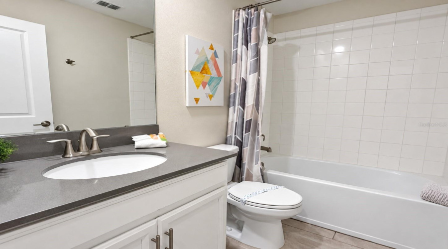 Kissimmee, Florida 34746, 7 Bedroom Bedrooms, ,6 Bathroombathrooms,Residential,For Sale,Target,0,Mfro6452236