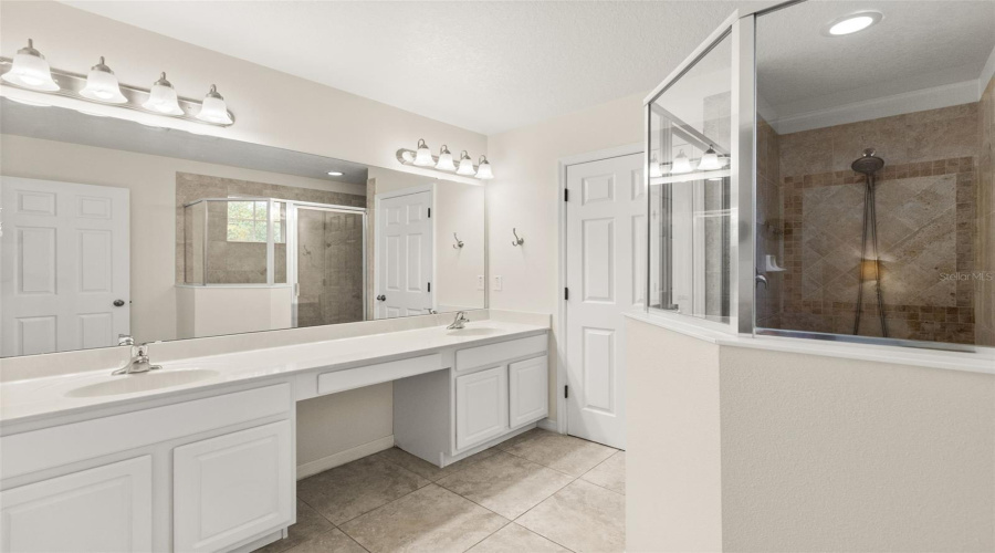 Kissimmee, Florida 34746, 4 Bedroom Bedrooms, ,3 Bathroombathrooms,Residential,For Sale,Las Fuentes,0,Mfro6443978