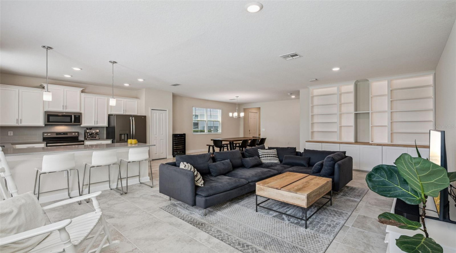 Kissimmee, Florida 34746, 3 Bedroom Bedrooms, ,2 Bathroombathrooms,Residential,For Sale,Sentence,0,Mfro6436064