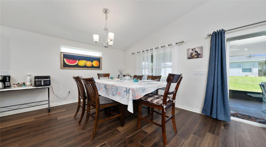 Davenport, Florida 33837, 4 Bedroom Bedrooms, ,2 Bathroombathrooms,Residential,For Sale,Eucalyptus,0,Mfrs5159303
