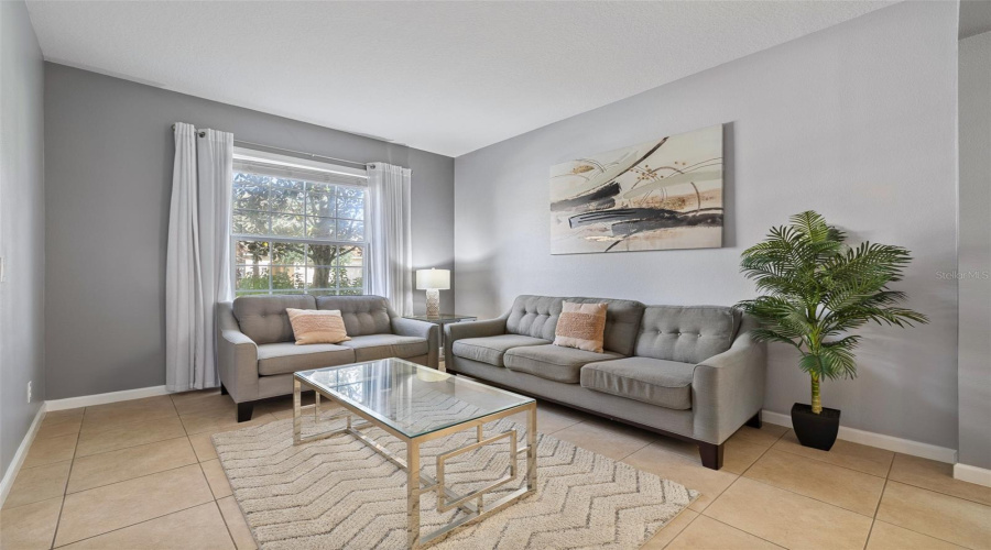 Davenport, Florida 33837, 6 Bedroom Bedrooms, ,5 Bathroombathrooms,Residential,For Sale,Oakbourne,0,Mfro6453163