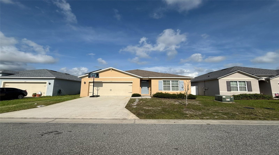 Davenport, Florida 33837, 4 Bedroom Bedrooms, ,2 Bathroombathrooms,Residential,For Sale,Regency Ridge,0,Mfro6453300
