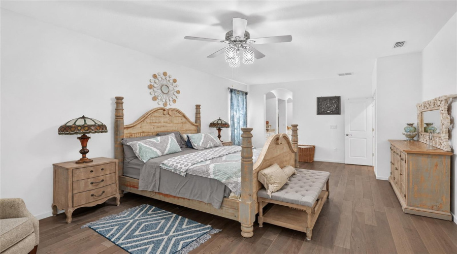 Kissimmee, Florida 34746, 6 Bedroom Bedrooms, ,4 Bathroombathrooms,Residential,For Sale,Shoreside,0,Mfro6453297