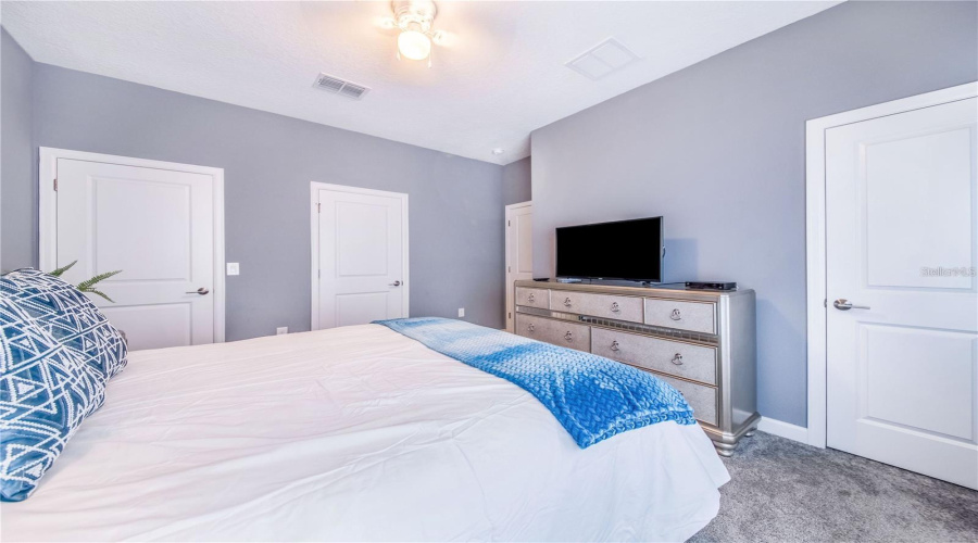 Davenport, Florida 33896, 4 Bedroom Bedrooms, ,3 Bathroombathrooms,Residential,For Sale,Cabot Cliffs Dr,0,Mfro6452787