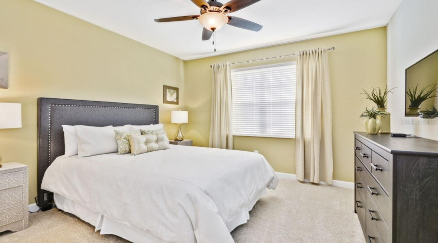 Davenport, Florida 33896, 6 Bedroom Bedrooms, ,5 Bathroombathrooms,Residential,For Sale,Tempo,0,Mfrs5160431