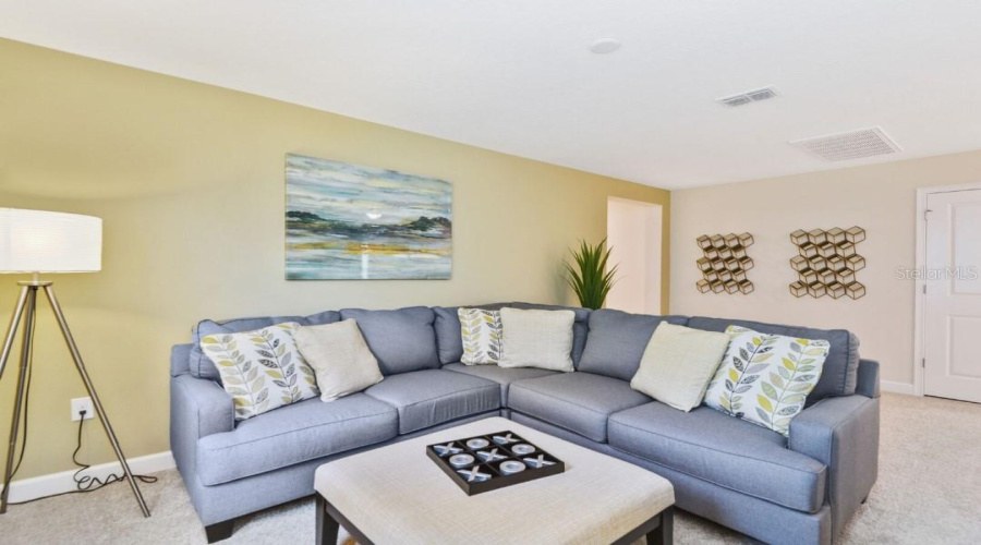 Davenport, Florida 33896, 6 Bedroom Bedrooms, ,5 Bathroombathrooms,Residential,For Sale,Tempo,0,Mfrs5160431