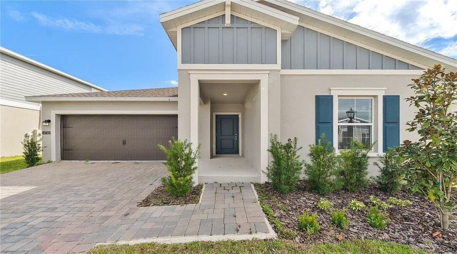 Kissimmee, Florida 34746, 4 Bedroom Bedrooms, ,2 Bathroombathrooms,Residential,For Sale,Golden Knight,0,Mfro6453134