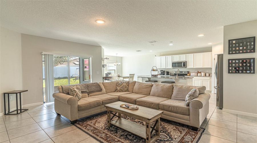 Davenport, Florida 33837, 4 Bedroom Bedrooms, ,2 Bathroombathrooms,Residential,For Sale,Jefferson,0,Mfrl4965465