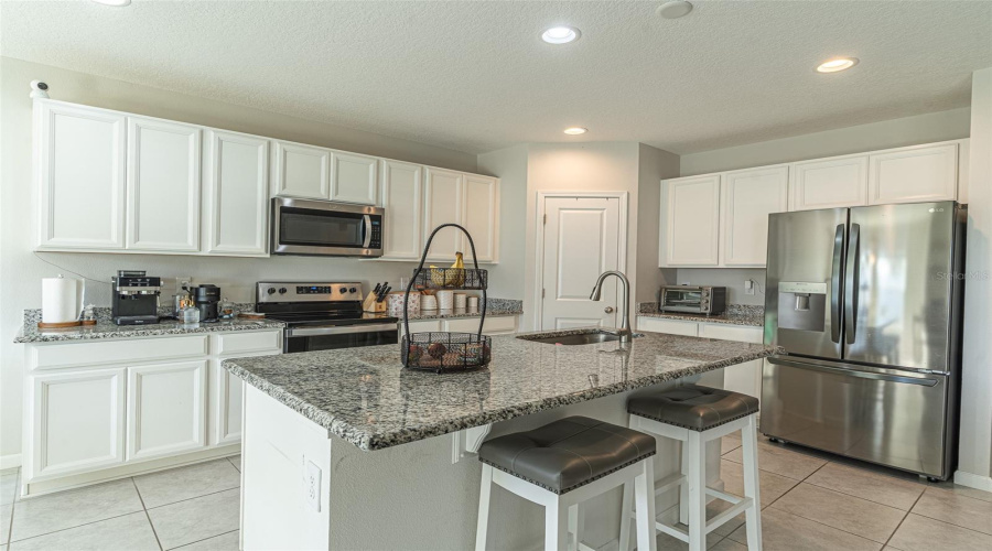 Davenport, Florida 33837, 4 Bedroom Bedrooms, ,2 Bathroombathrooms,Residential,For Sale,Jefferson,0,Mfrl4965465