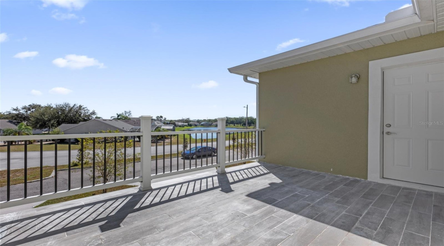 Davenport, Florida 33896, 4 Bedroom Bedrooms, ,4 Bathroombathrooms,Residential,For Sale,Lake Shore,0,Mfro6453125