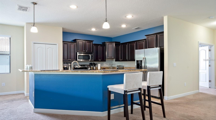 Davenport, Florida 33896, 4 Bedroom Bedrooms, ,2 Bathroombathrooms,Residential,For Sale,Dolphin Head,0,Mfro6453715