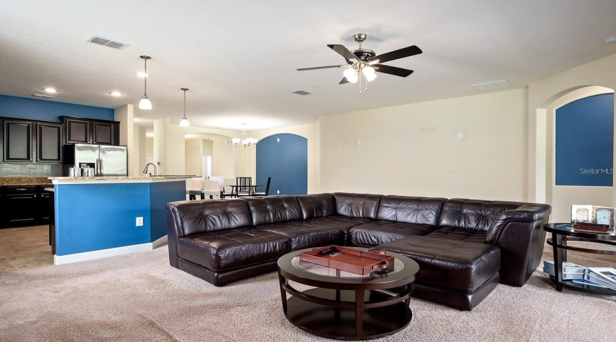 Davenport, Florida 33896, 4 Bedroom Bedrooms, ,2 Bathroombathrooms,Residential,For Sale,Dolphin Head,0,Mfro6453715
