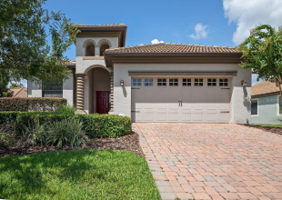 DAVENPORT, Florida 33896, 4 Bedroom Bedrooms, ,2 BathroomBathrooms,Residential,For Sale,DOLPHIN HEAD,0,MFRO6453715