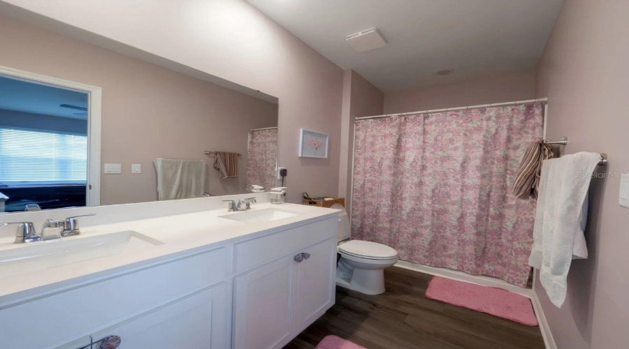 Davenport, Florida 33837, 3 Bedroom Bedrooms, ,2 Bathroombathrooms,Residential,For Sale,Tallowwood,0,Mfro6453809