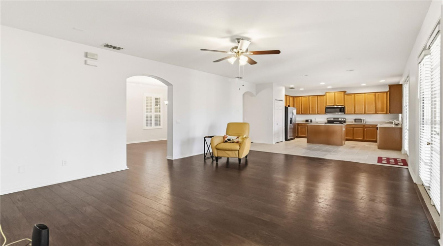 Orlando, Florida 32836, 4 Bedroom Bedrooms, ,3 Bathroombathrooms,Residential,For Sale,Sheltering Pine,0,Mfro6454071