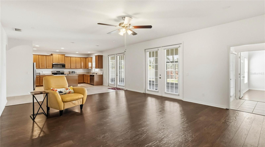 Orlando, Florida 32836, 4 Bedroom Bedrooms, ,3 Bathroombathrooms,Residential,For Sale,Sheltering Pine,0,Mfro6454071