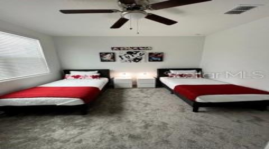 Davenport, Florida 33896, 5 Bedroom Bedrooms, ,5 Bathroombathrooms,Residential,For Sale,Leader,0,Mfro6454122
