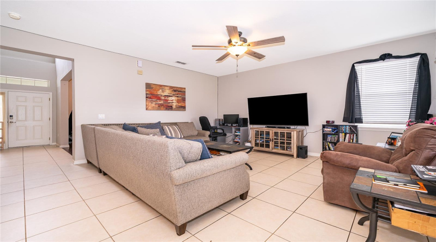 Kissimmee, Florida 34746, 4 Bedroom Bedrooms, ,2 Bathroombathrooms,Residential,For Sale,Grasmere View,0,Mfro6453883