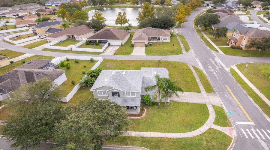 Kissimmee, Florida 34746, 4 Bedroom Bedrooms, ,2 Bathroombathrooms,Residential,For Sale,Grasmere View,0,Mfro6453883
