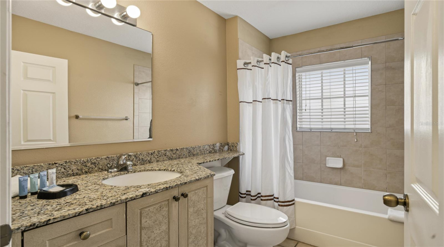 Orlando, Florida 32821, 3 Bedroom Bedrooms, ,2 Bathroombathrooms,Residential,For Sale,Worldquest,0,Mfro6453935