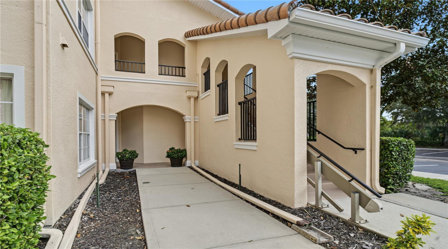 Orlando, Florida 32821, 3 Bedroom Bedrooms, ,2 Bathroombathrooms,Residential,For Sale,Worldquest,0,Mfro6453935