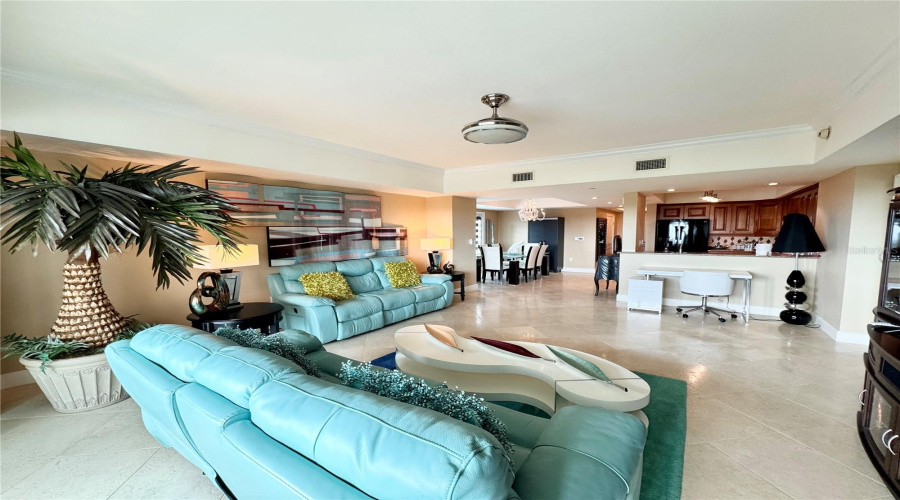 Kissimmee, Florida 34747, 1 Bedroom Bedrooms, ,1 Bathroombathrooms,Residential,For Sale,Gathering,0,Mfrs5160022