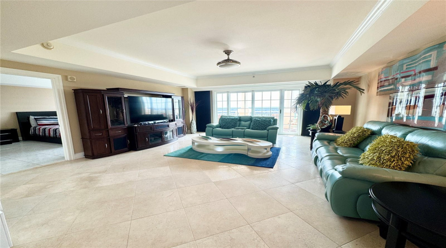 Kissimmee, Florida 34747, 1 Bedroom Bedrooms, ,1 Bathroombathrooms,Residential,For Sale,Gathering,0,Mfrs5160022