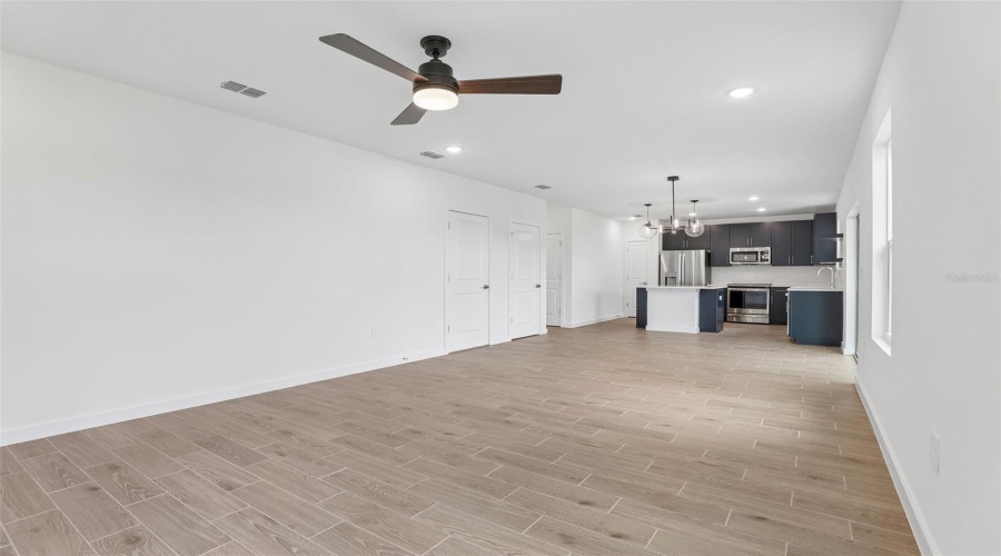 Davenport, Florida 33837, 4 Bedroom Bedrooms, ,3 Bathroombathrooms,Residential,For Sale,Rein,0,Mfro6409273