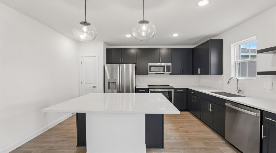 Davenport, Florida 33837, 4 Bedroom Bedrooms, ,3 Bathroombathrooms,Residential,For Sale,Rein,0,Mfro6409273