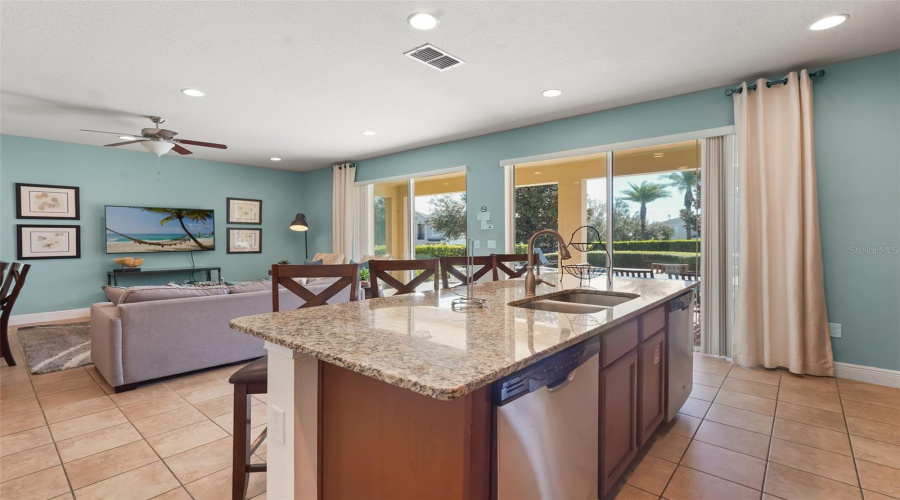 Kissimmee, Florida 34747, 6 Bedroom Bedrooms, ,6 Bathroombathrooms,Residential,For Sale,Minton,0,Mfro6452003